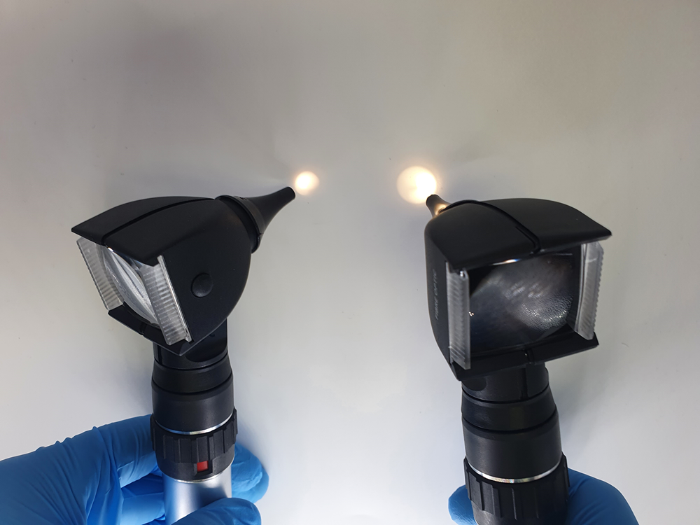 USE F-O LED vs Bulb 2 USE F-O LED vs Bulb 2